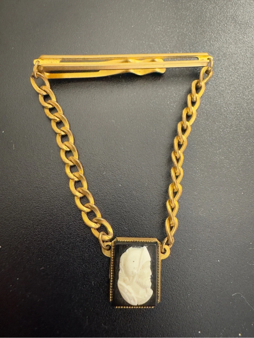 Vintage Anson Gold-Tone Cameo Tie Clip Chain in Gold with White Cameo